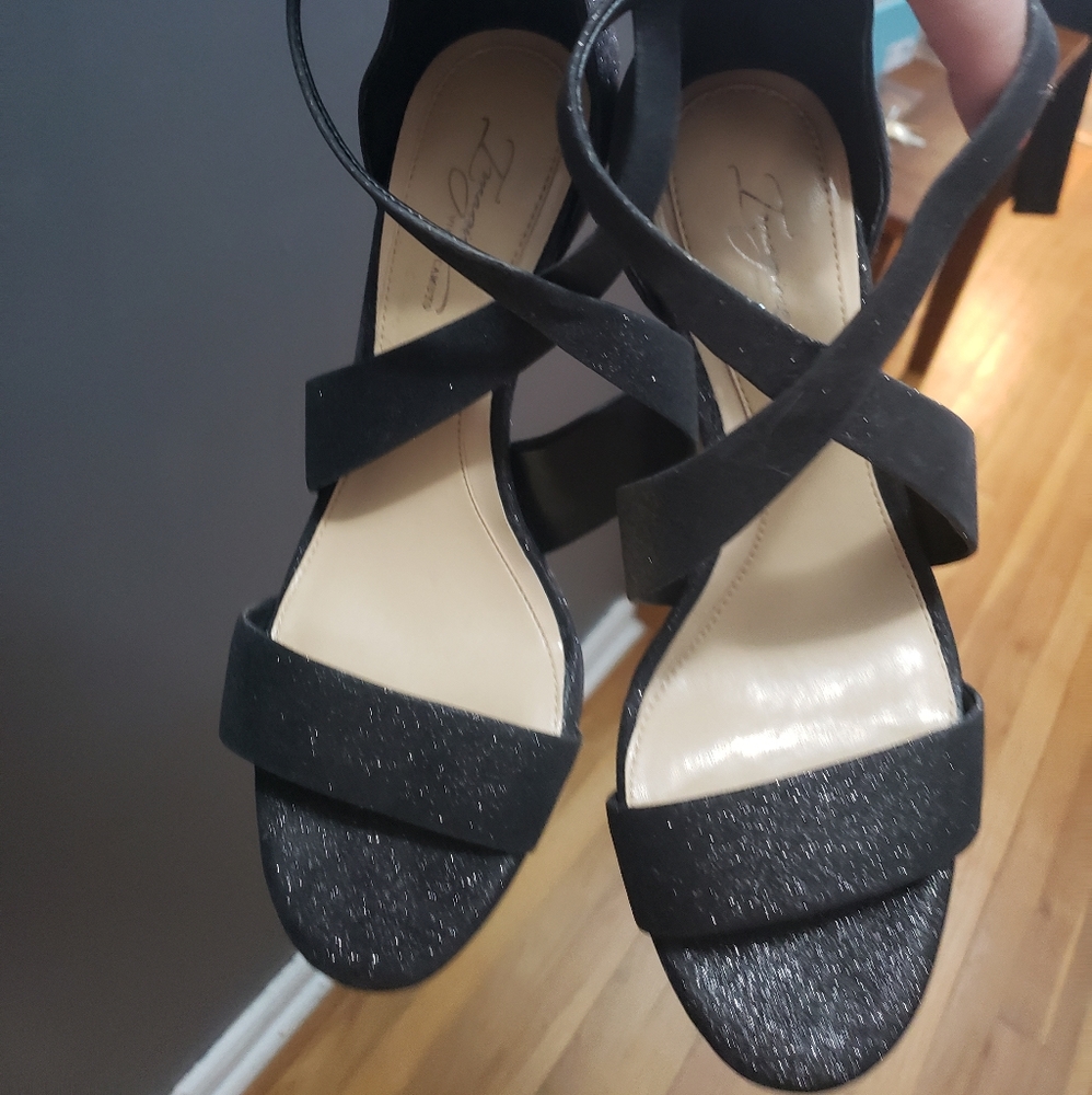 Imagine Vince Camuto Leather Sandals(New) 3¾" Hee